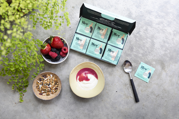 Meet Naomi: Naomi uses Mee CBD to help with her monthly cycle and mood. 1 MeeDaily lifestyle